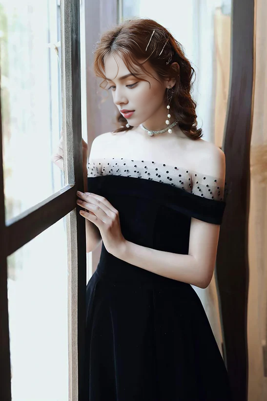 Schulterfreies Samt-Partykleid Abschlussballkleid Abendkleid Hochzeitsgast-Kleider
