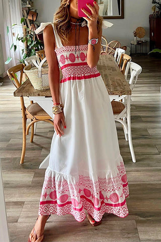 Vestido largo de tirantes con volantes y estampado de hombros descubiertos de Meridress