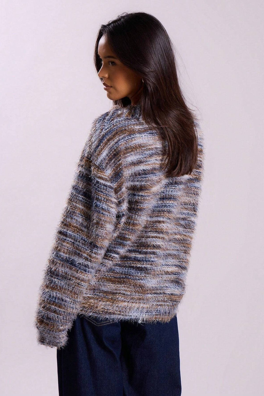 New Retro Fashion Deep V-Neck Maillard Plush Long-Sleeve Knit Cardigan