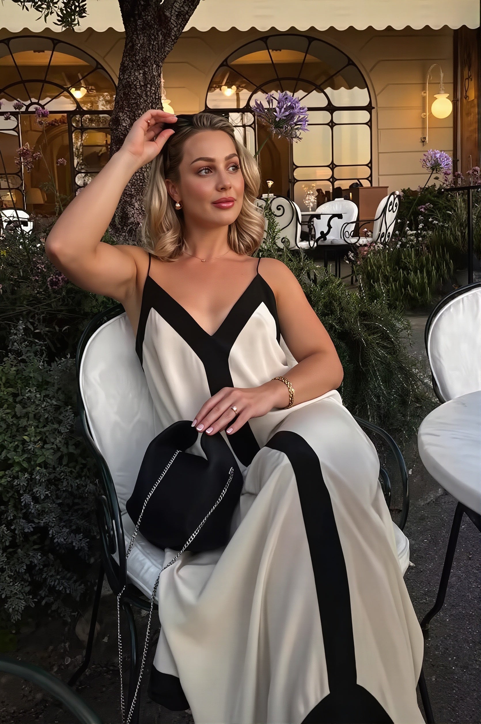 Loose V-Neck Spaghetti Strap Maxi Dress
