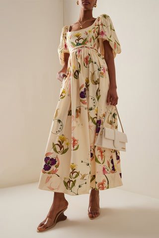 Vestido midi con cuello cuadrado, mangas abullonadas y bordado floral 