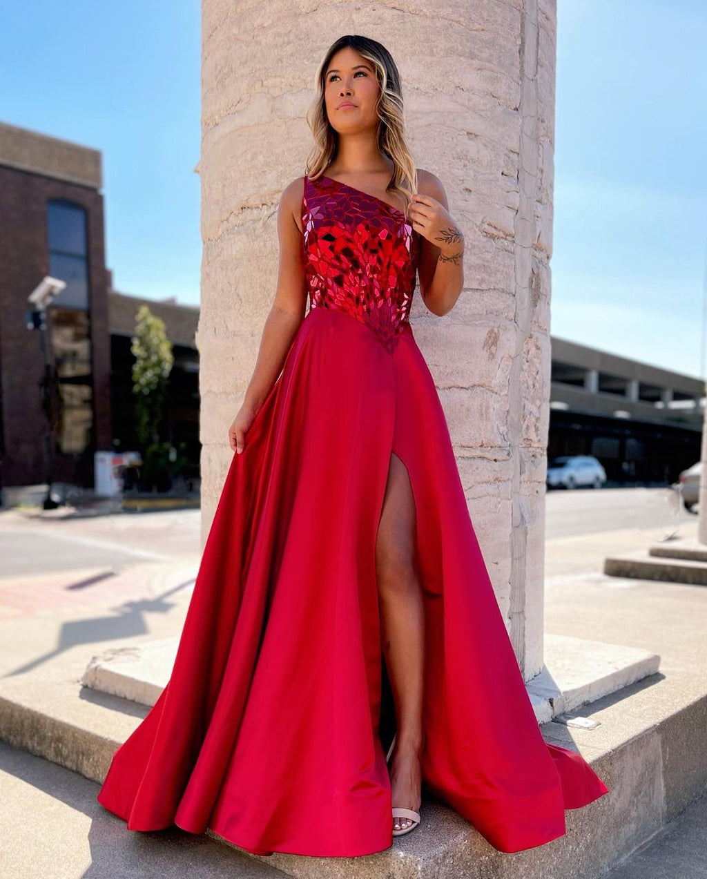 Vestido de fiesta largo con lentejuelas, corte A, un hombro y abertura