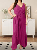 A-Linien-Kleid mit V-Ausschnitt, Raffungen und metallisch schimmerndem Netzstoff