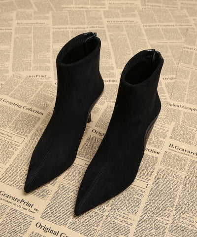 Edle, bequeme Stiletto-Stiefel aus schwarzem Wildleder mit spitzer Zehenpartie 