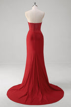 Vestido de fiesta largo de satén con corsé y cuentas, sin tirantes y corte sirena