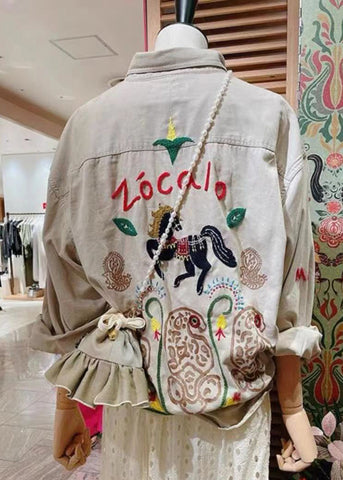 Französischer hellgrauer bestickter Baumwollmantel mit langen Ärmeln 