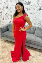 Meerjungfrauen-Abendkleid mit One-Shoulder-Schulter, Perlenbesatz und Schlitz