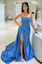 Meerjungfrauen-Abendkleid aus Satin, trägerlos, gerafft, lang, mit Schlitz