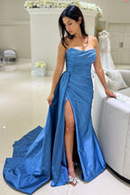 Meerjungfrauen-Abendkleid aus Satin, trägerlos, gerafft, lang, mit Schlitz