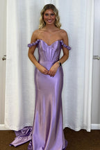 Schulterfreies, meerjungfrauenförmiges, langes Korsett-Abendkleid aus Satin