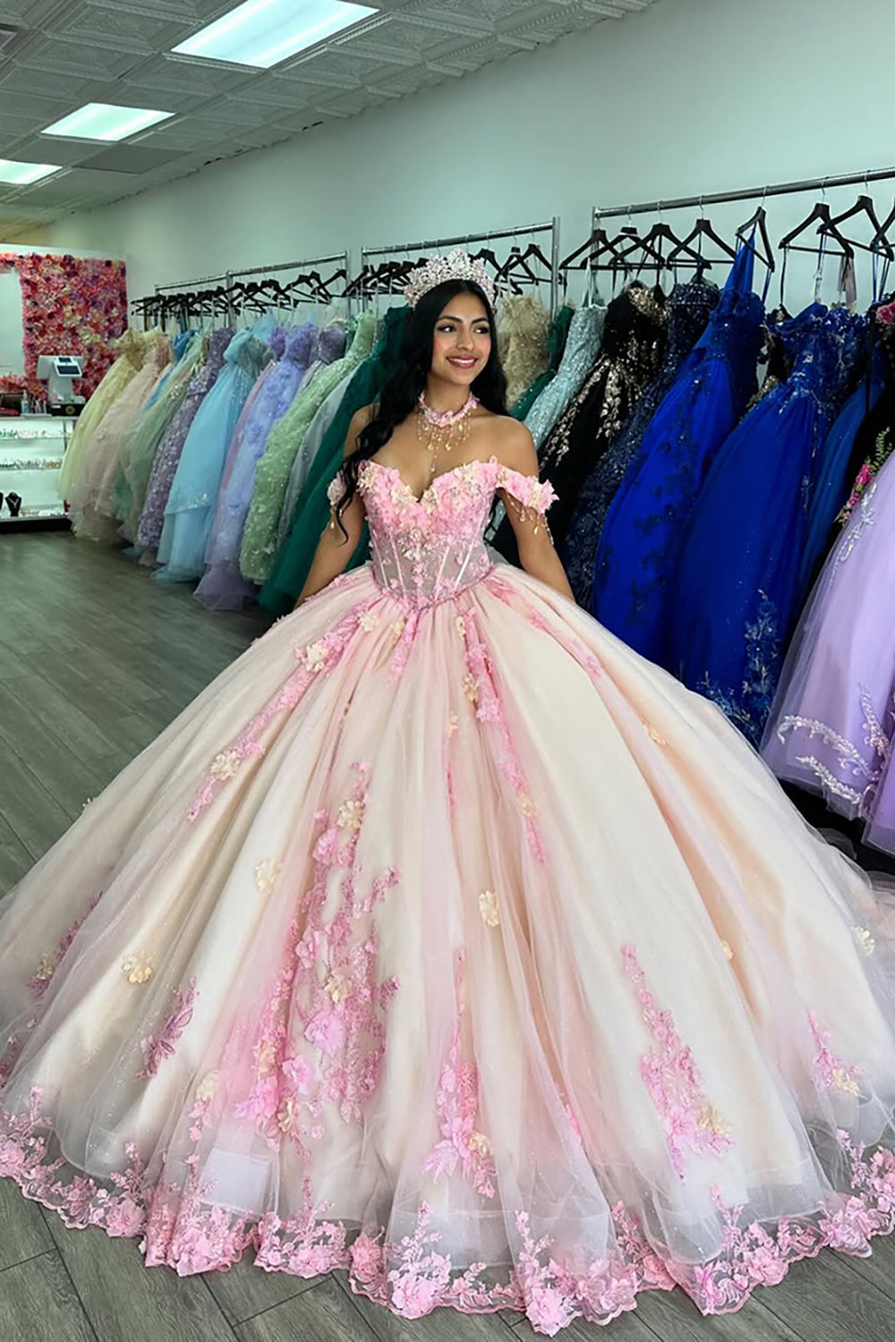 Rosa Ballkleid mit schulterfreiem Tüllapplikationen-Korsett für Quinceañeras