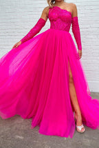 A-Linien-Abendkleid in Fuchsia mit One-Shoulder-Schulter und Korsett-Design sowie Schlitz vorne
