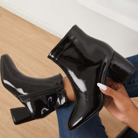 Botines de charol con tacón de bloque y punta cuadrada con cremallera lateral 