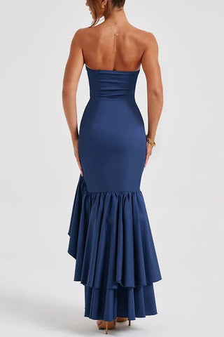 Sexy schulterfreies, schmal geschnittenes Maxikleid mit unregelmäßigem Saum 