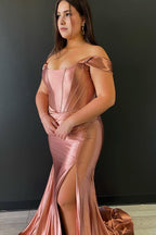 Korsettärmelloses langes Ballkleid mit Schlitz