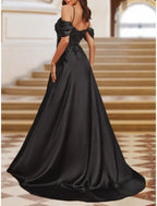 Elegantes A-Linien-Abendkleid, bodenlang, ärmellos, mit Herzausschnitt, aus Stretch-Satin 