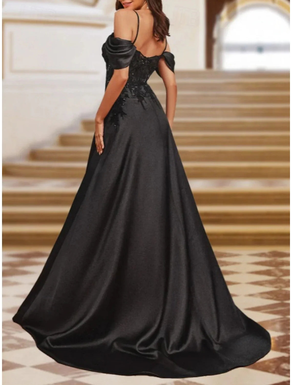 Elegantes A-Linien-Abendkleid, bodenlang, ärmellos, mit Herzausschnitt, aus Stretch-Satin 