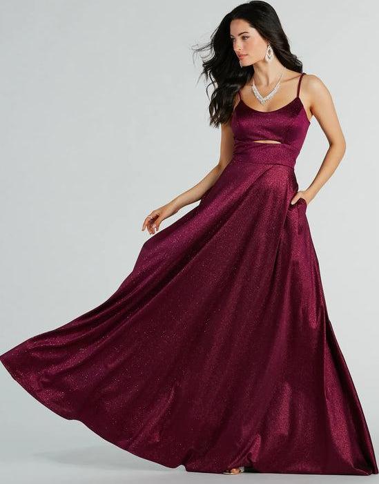 Glitzerndes A-Linien-Ballkleid mit Cut-Out-Mieder
