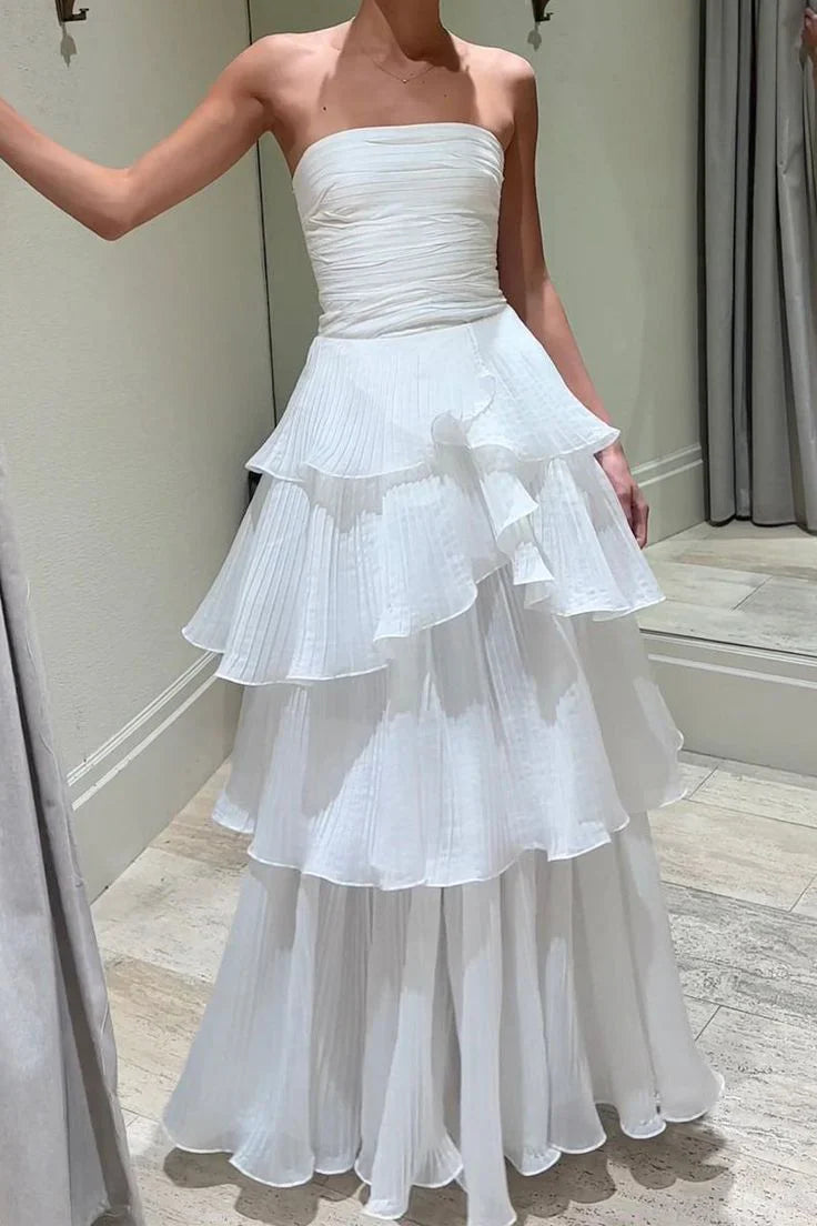 Trägerloses plissiertes Abendkleid mit mehreren Lagen und ärmelloses Ballkleid