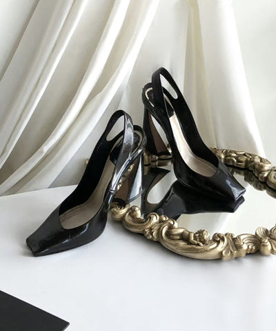 Sandalias de tacón alto con diseño de boutique y punta cuadrada de piel de oveja negra 