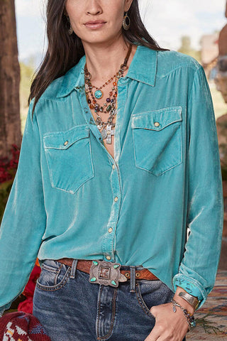 Blusa romántica de terciopelo con mangas largas y bolsillos 