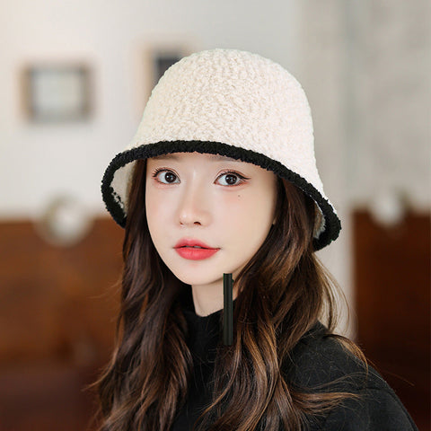 Gorro cálido de punto empalmado artístico de invierno para mujer 