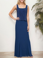 Vestido de dos piezas con efecto metalizado y chaqueta