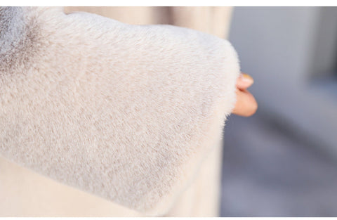 Korallenroter Wintermantel 