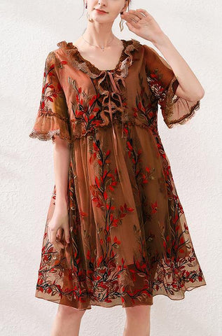 Vestidos de verano con mangas de mariposa y encaje bordado de chocolate orgánico 