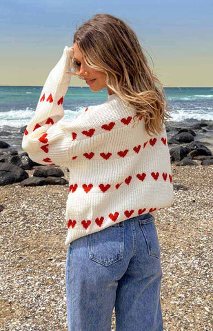 Suéter de punto con rayas de corazón rojo Lovey 