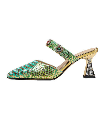 Blaue, stilvolle Sandalen mit klobigem Absatz und spitzer Zehenpartie 