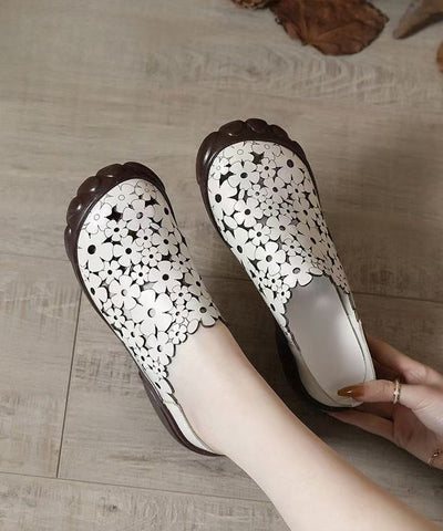 Zapatos planos blancos cómodos para mujer con aberturas 