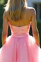 Vestido de fiesta largo con escote en forma de corazón en color rosa y corte A
