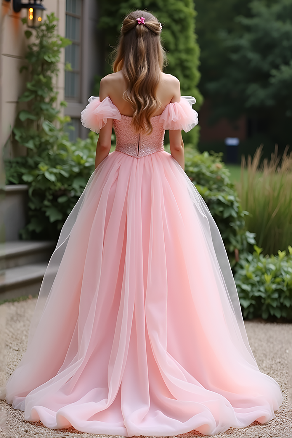 Vestido de fiesta largo de tul con encaje y volantes en color rosa