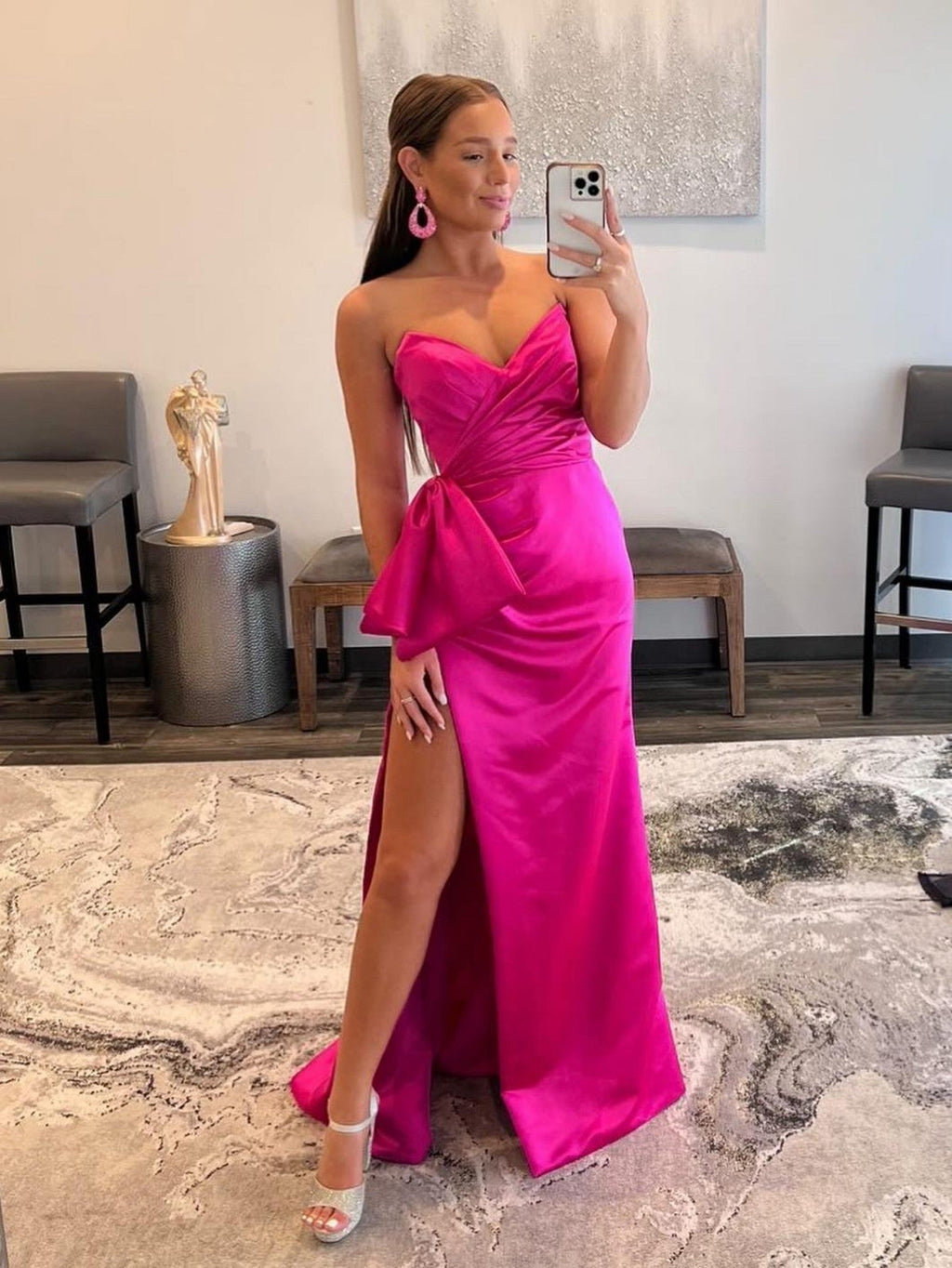 Meerjungfrauen-Abendkleid aus Satin, trägerlos, lang, mit Schleife