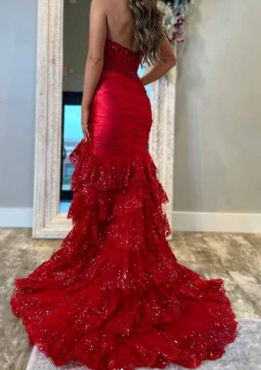 Rotes, langes Meerjungfrauen-Abendkleid mit Rüschenrock