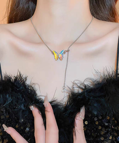 Collar con colgante de mariposa y borla de acero inoxidable de seda 