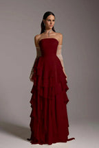 Bezauberndes, trägerloses, ärmelloses, langes Rüschen-Abendkleid
