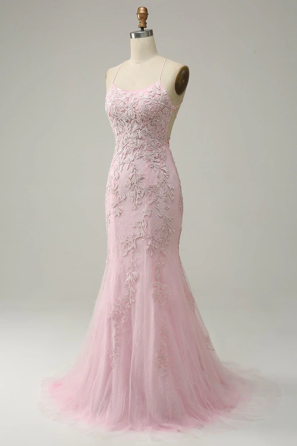 Meerjungfrauen-Abendkleid mit Spaghettiträgern und Applikationen