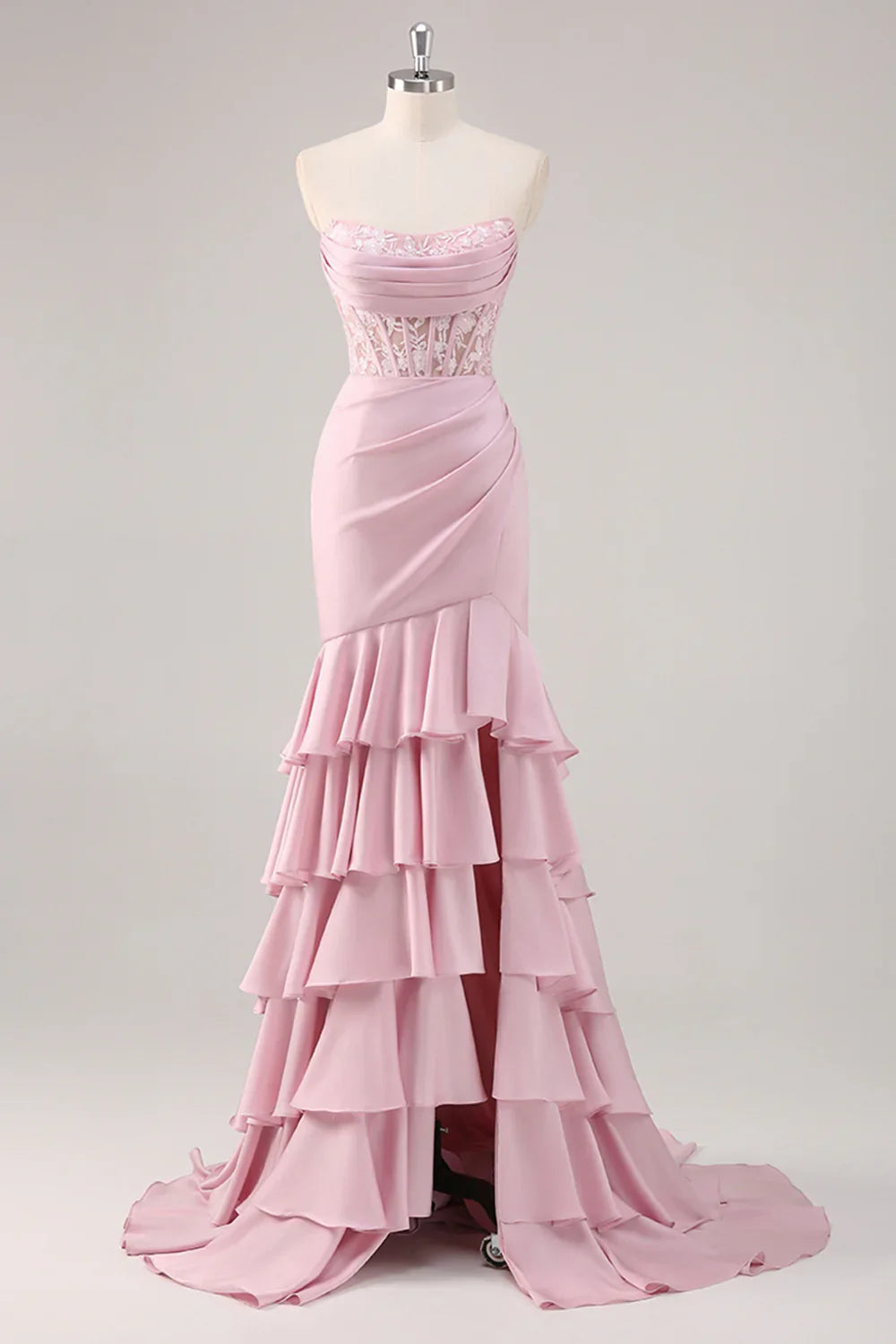 Rosafarbenes, trägerloses, gestuftes Meerjungfrauen-Abendkleid mit Schlitz