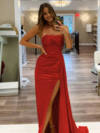 Meerjungfrauen-Abendkleid aus Satin, trägerlos, lang, mit Schlitz