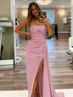 Meerjungfrauen-Abendkleid aus Satin, trägerlos, lang, mit Schlitz