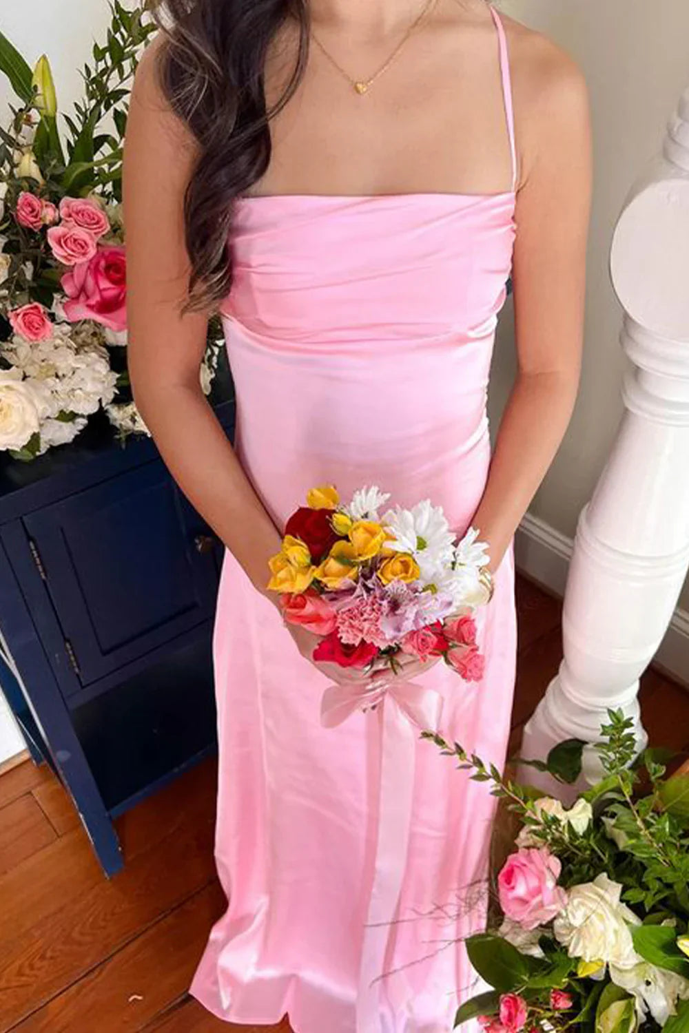 A-Linien-Abendkleid mit Spaghettiträgern, rosa, rückenfrei