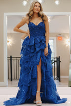 Langes, gestuftes, herzförmiges Rüschenkleid aus blauem Tüll mit Pailletten und Tüll