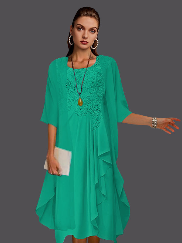 Zweiteiliges, ärmelloses A-Linien-Kleid aus Chiffonspitze mit Faltenapplikationen 