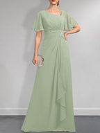 A-Linien-Kleid aus Chiffon in Bodenlänge mit asymmetrischem Schnitt, plissiert und mit Pailletten und Perlenstickerei