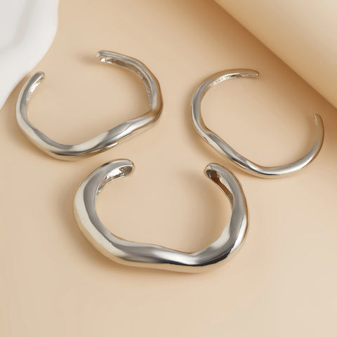 Armbandset mit unregelmäßigen Linien 