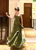 Grünes, langes Satin-Partykleid mit Meerjungfrauen-Trägern, grünes Satin-Abendkleid/Ballkleid