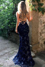 Vestido de fiesta formal largo de sirena azul marino de tul y lentejuelas con escote en V y espalda con cordones