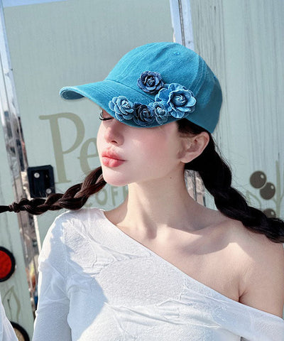 Gorra de béisbol vaquera con elegante decoración floral azul 